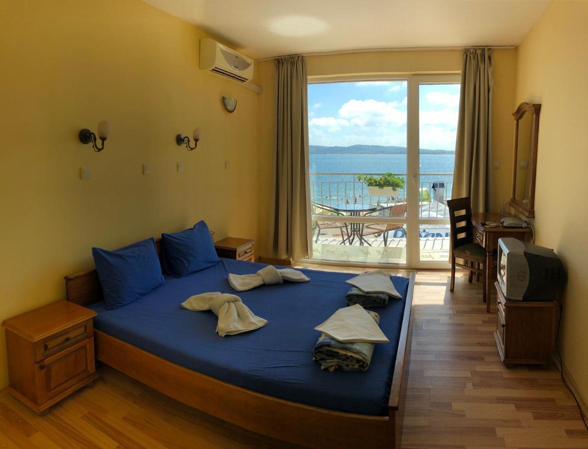 Family Hotel Littoral Sozopol Extérieur photo