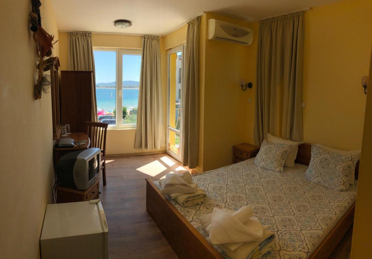 Family Hotel Littoral Sozopol Extérieur photo