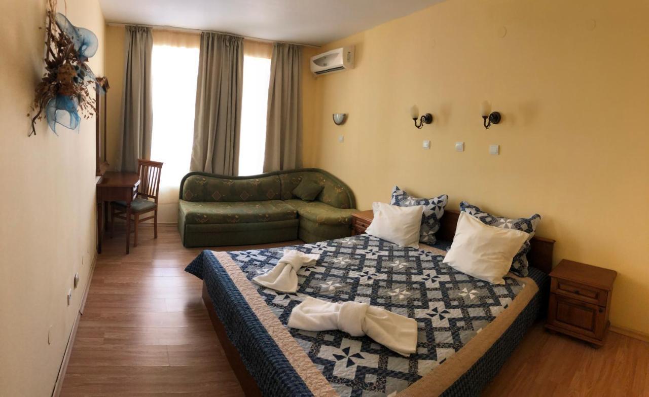 Family Hotel Littoral Sozopol Extérieur photo