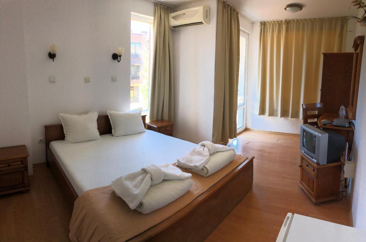Family Hotel Littoral Sozopol Extérieur photo