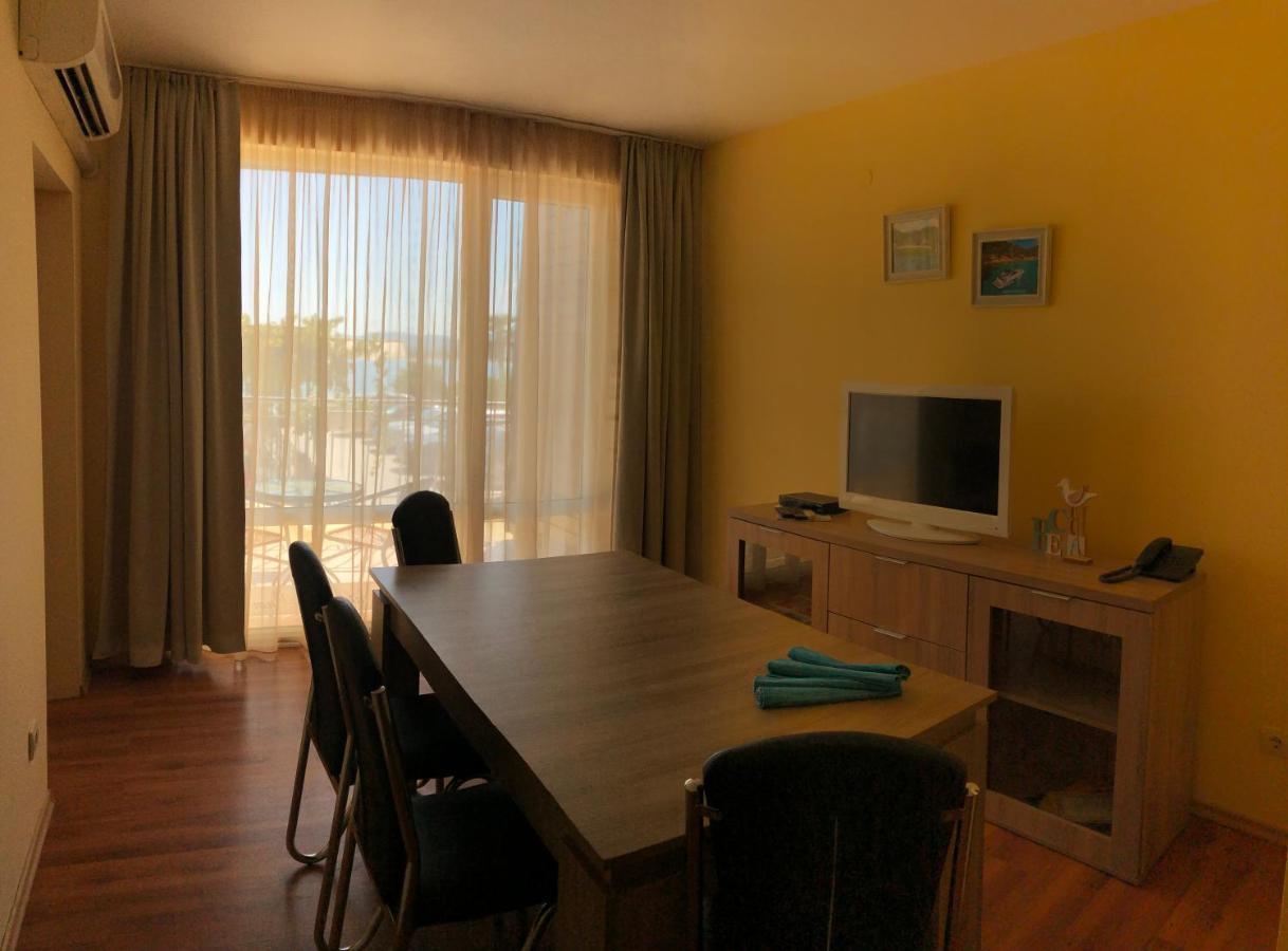 Family Hotel Littoral Sozopol Extérieur photo