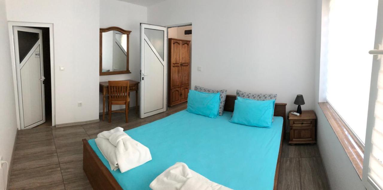 Family Hotel Littoral Sozopol Extérieur photo