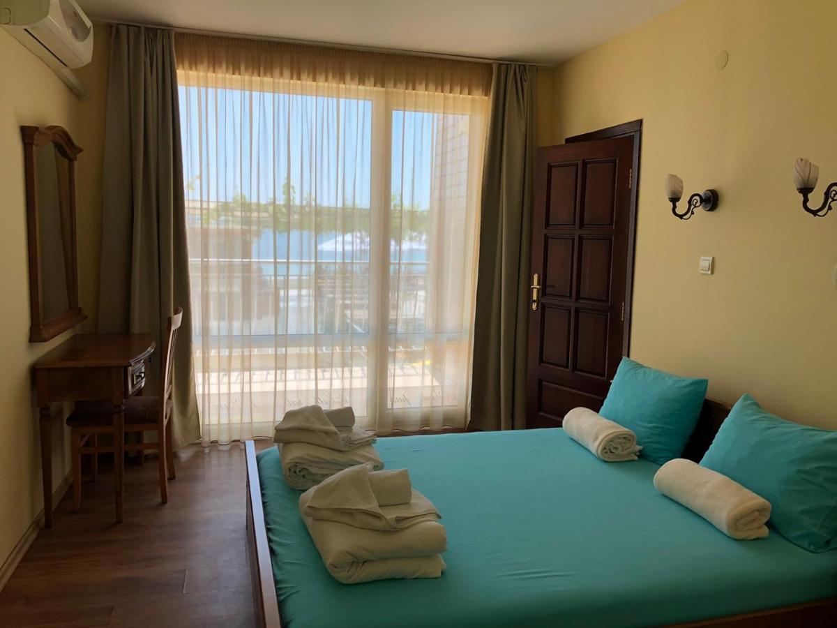 Family Hotel Littoral Sozopol Extérieur photo