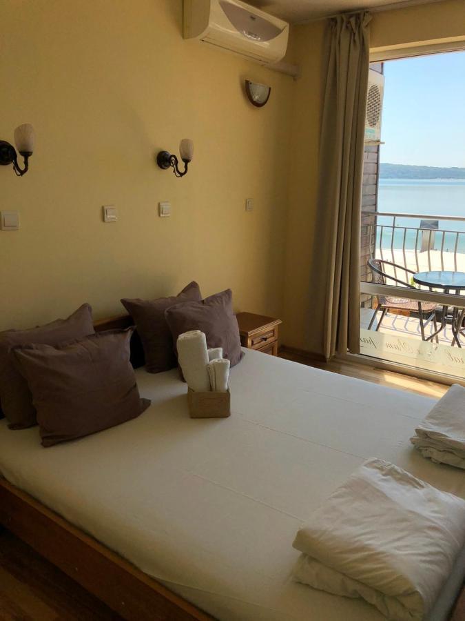 Family Hotel Littoral Sozopol Extérieur photo