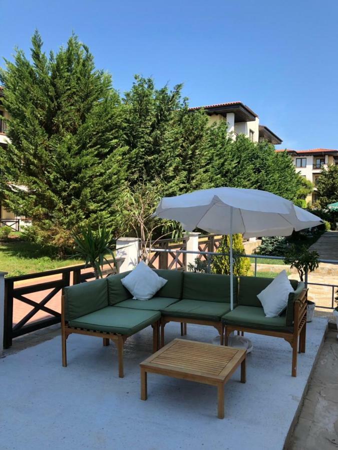 Family Hotel Littoral Sozopol Extérieur photo